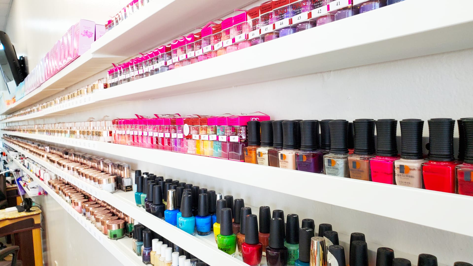 Hundreds Of Nail Polishes To Choose From